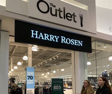 harry rosen outlet vaughan mills.